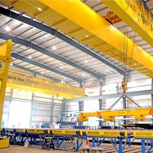 Bán cổng trục chạy trên nền bê tông